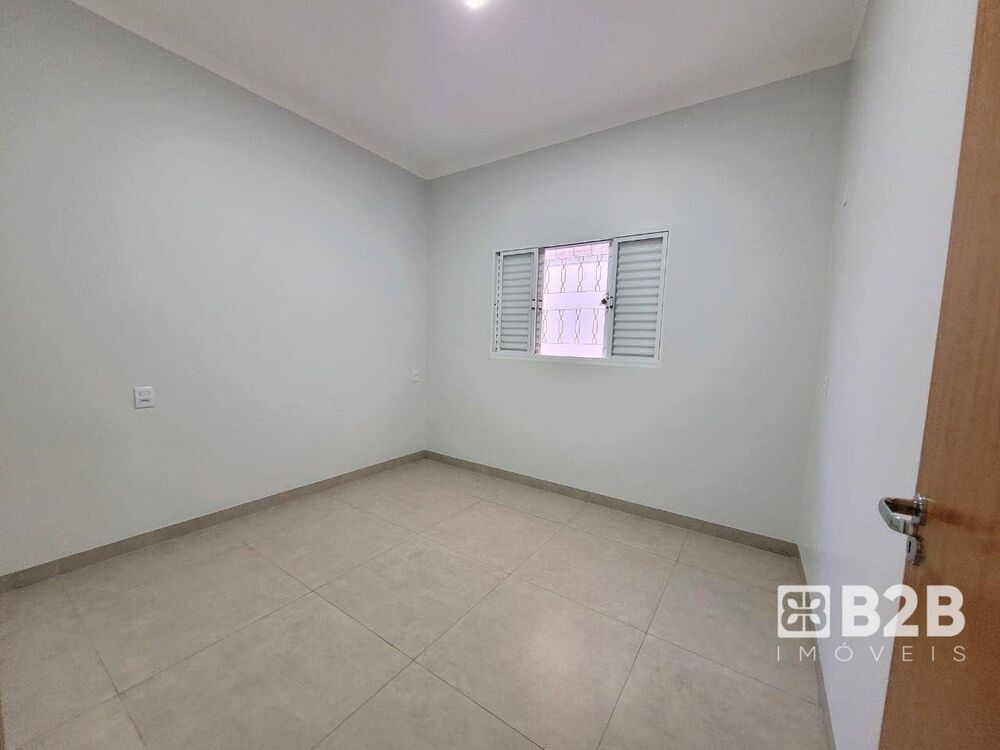 Casa à venda com 3 quartos, 108m² - Foto 3