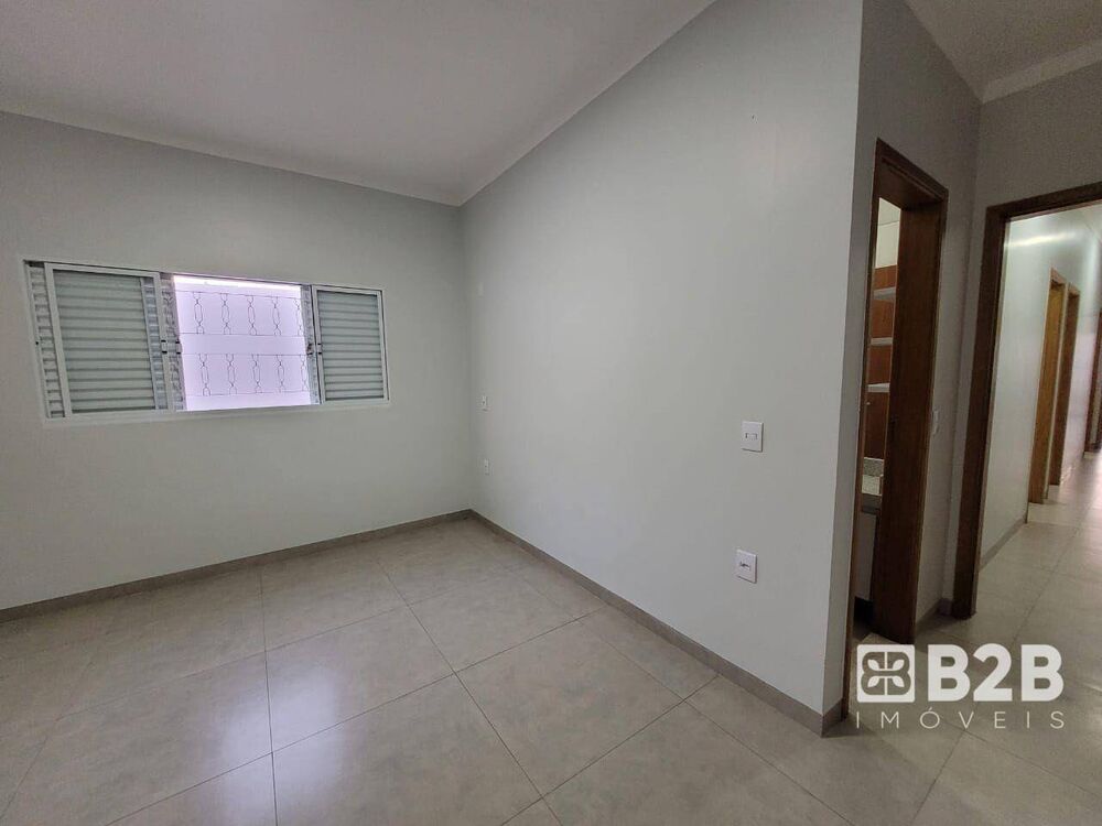 Casa à venda com 3 quartos, 108m² - Foto 4