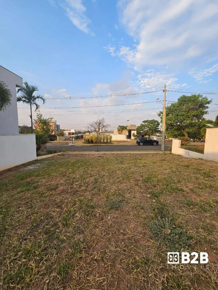 Loteamento e Condomínio, 371 m² - Foto 1