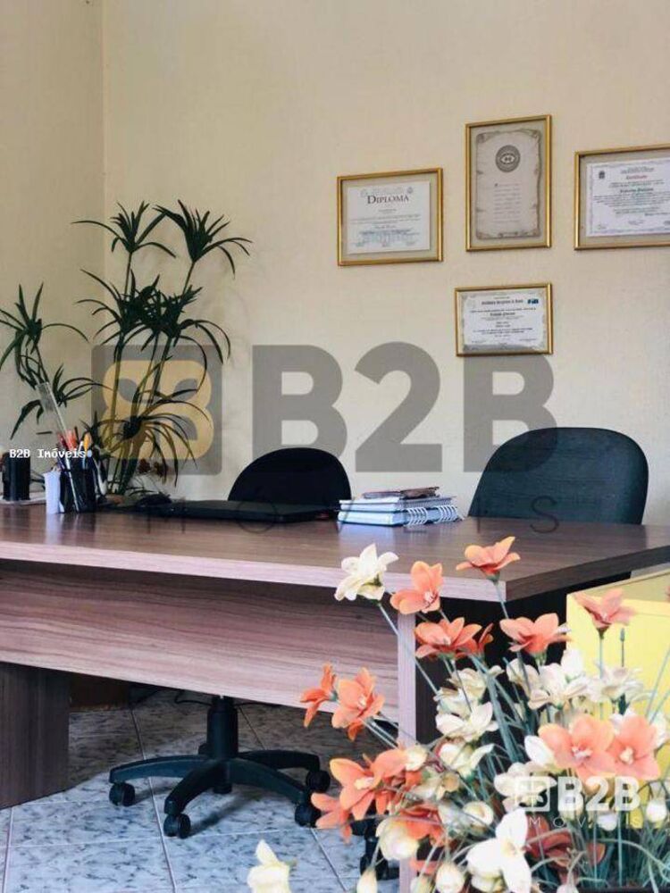 Casa à venda com 4 quartos, 280m² - Foto 15