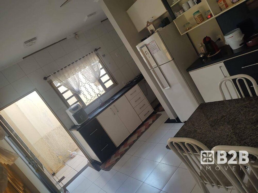 Casa, 3 quartos, 180 m² - Foto 6