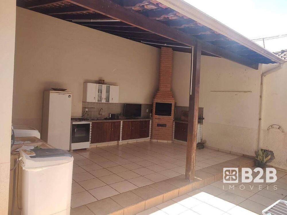 Casa, 3 quartos, 180 m² - Foto 3