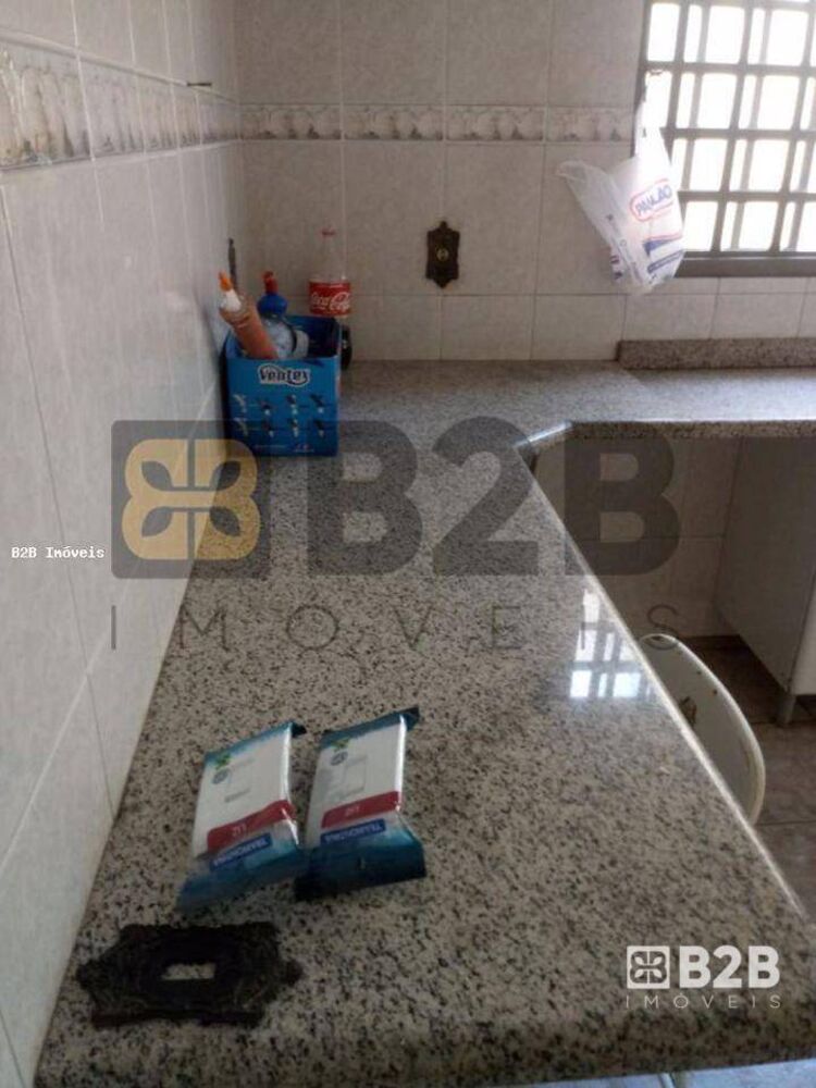 Casa à venda com 3 quartos, 175m² - Foto 7