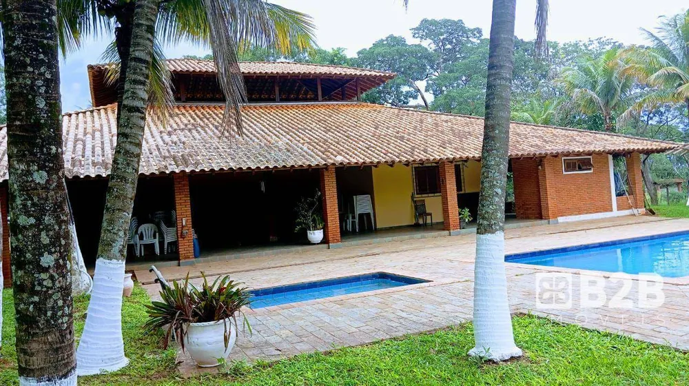 Chácara, 3 quartos, 5400 m² - Foto 1