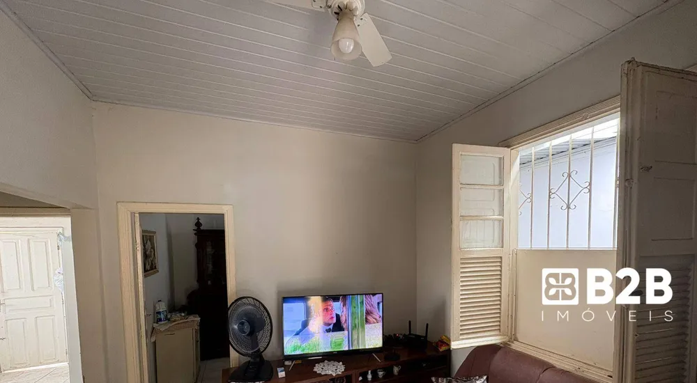 Casa, 2 quartos, 309 m² - Foto 1
