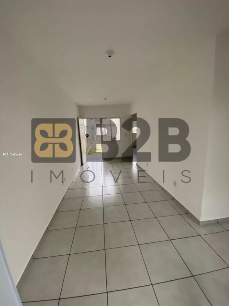 Casa à venda com 2 quartos, 160m² - Foto 4