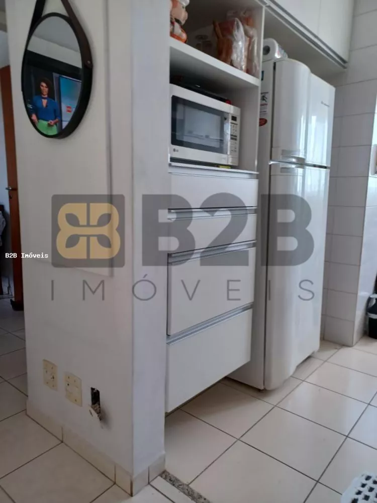 Apartamento à venda com 2 quartos, 59m² - Foto 4