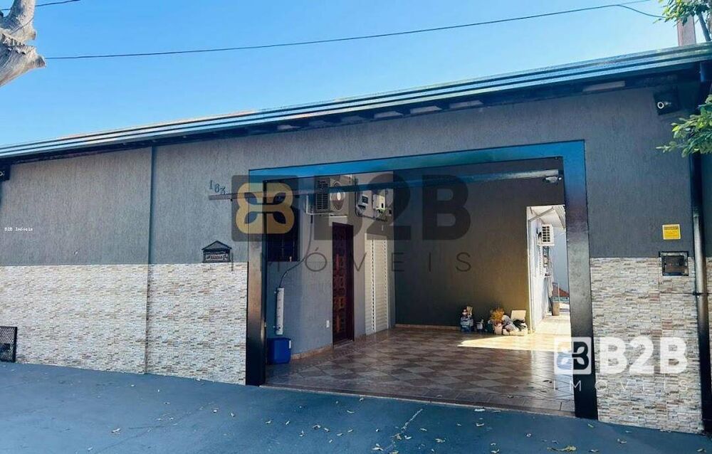 Casa, 3 quartos, 142 m² - Foto 2