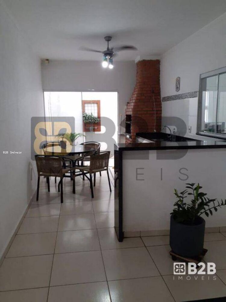 Casa, 3 quartos, 160 m² - Foto 1