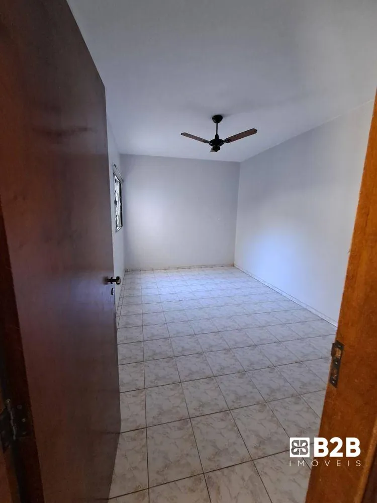 Casa, 4 quartos, 198 m² - Foto 3