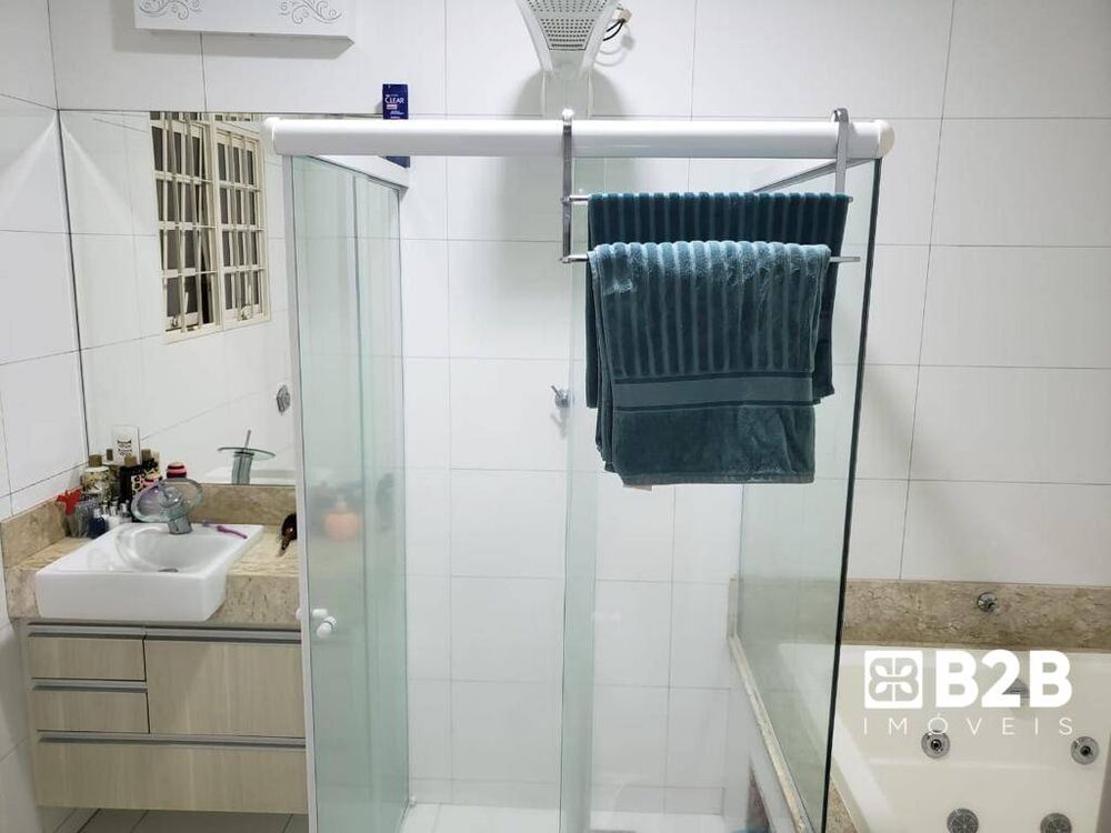 Casa à venda com 2 quartos, 165m² - Foto 10