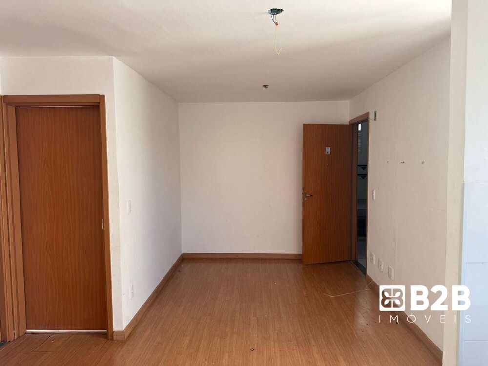 Apartamento à venda com 2 quartos, 47m² - Foto 4