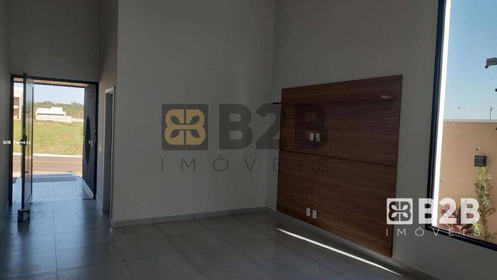 Casa de Condomínio à venda e aluguel com 3 quartos, 224m² - Foto 1
