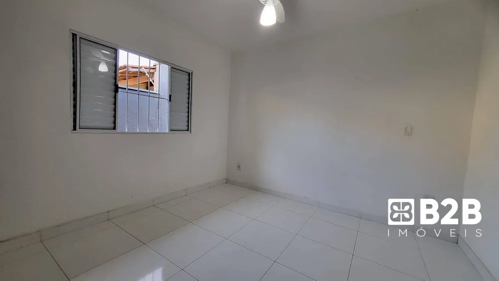 Casa, 2 quartos, 218 m² - Foto 4