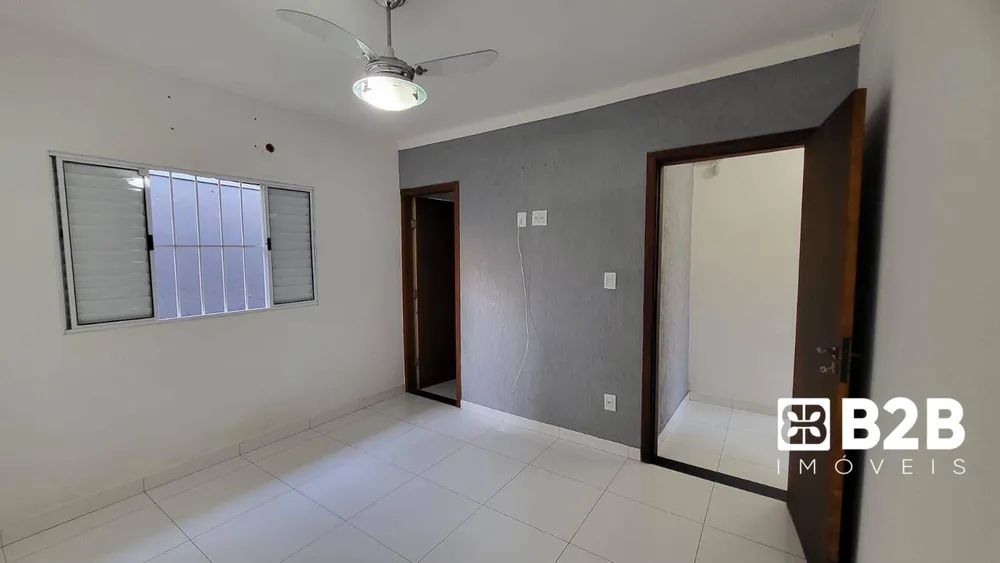 Casa, 2 quartos, 218 m² - Foto 2