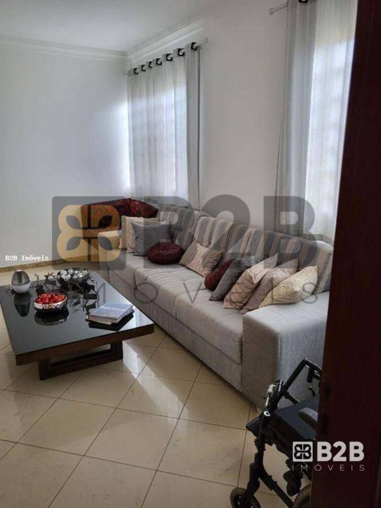 Casa, 4 quartos, 364 m² - Foto 2