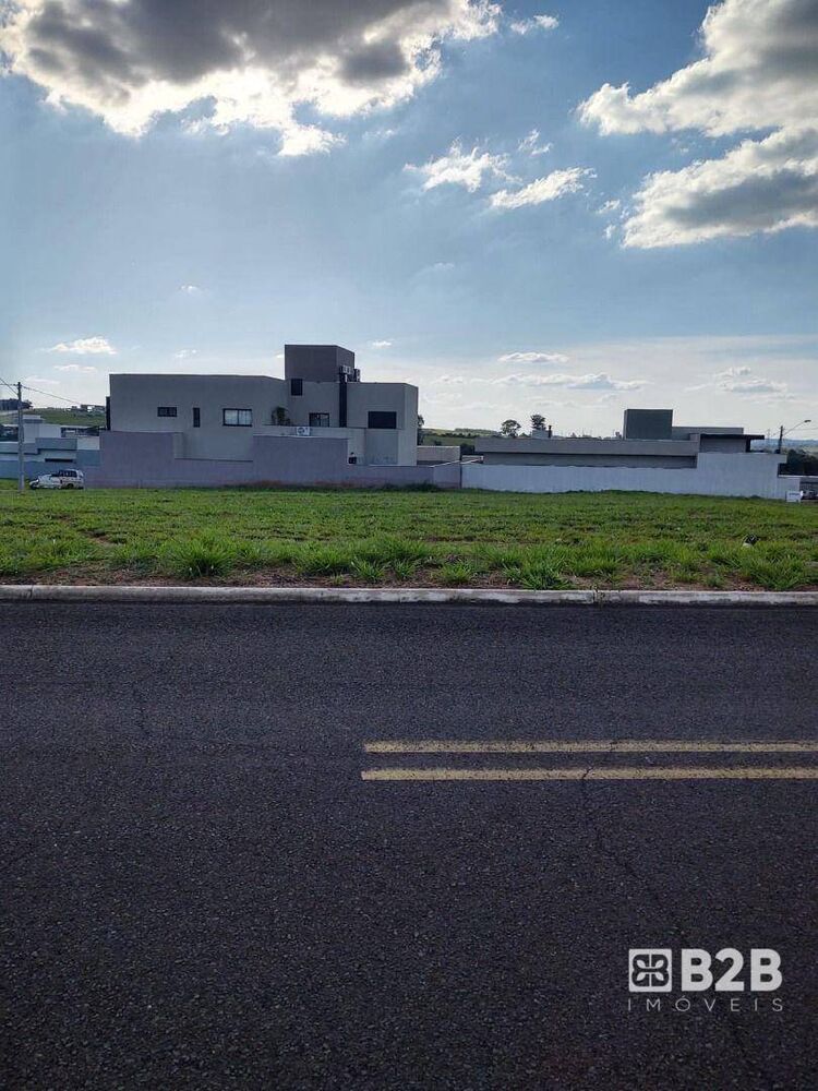 Loteamento e Condomínio, 306 m² - Foto 1