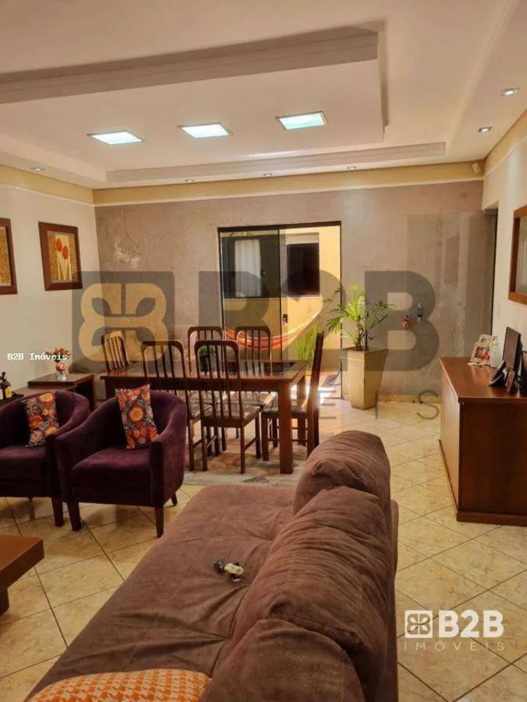 Casa, 3 quartos - Foto 2
