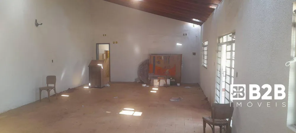 Chácara, 8 quartos, 7498 m² - Foto 4
