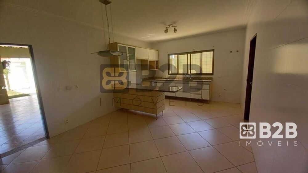 Casa, 3 quartos, 260 m² - Foto 3