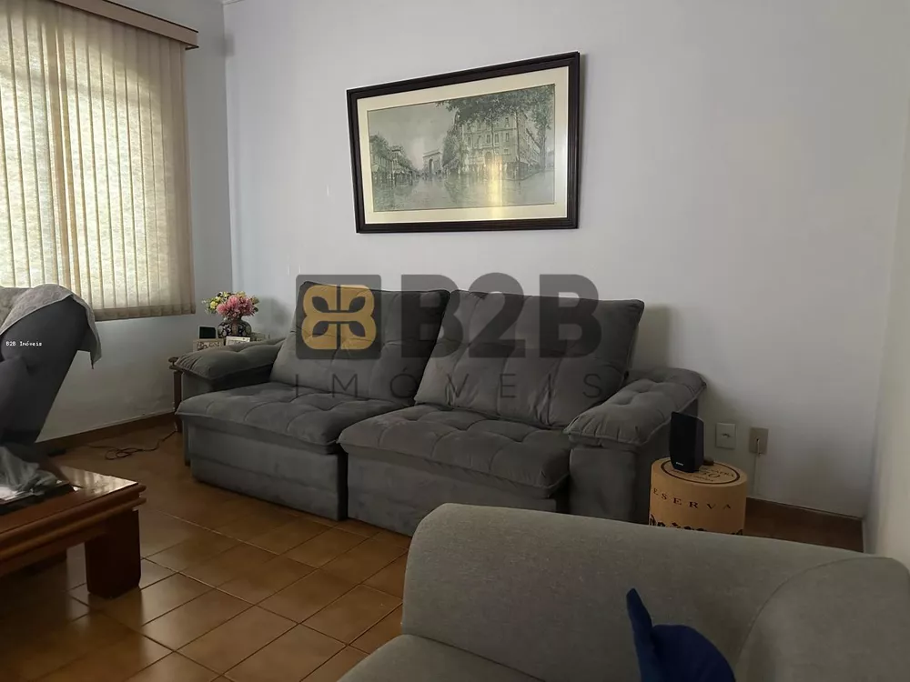 Casa à venda com 3 quartos, 155m² - Foto 4