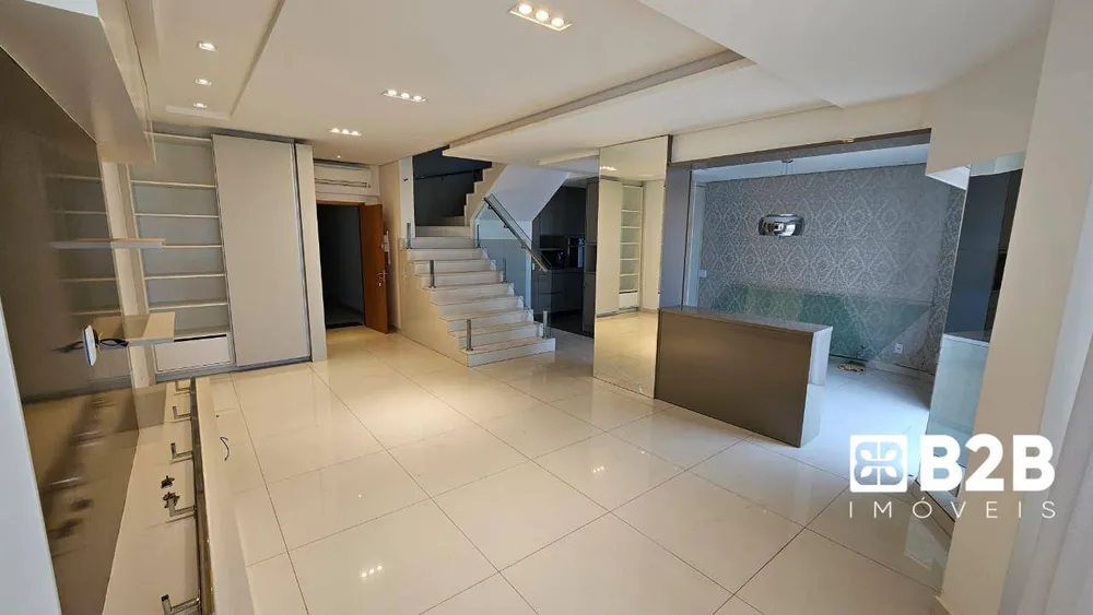 Apartamento, 3 quartos, 180 m² - Foto 1