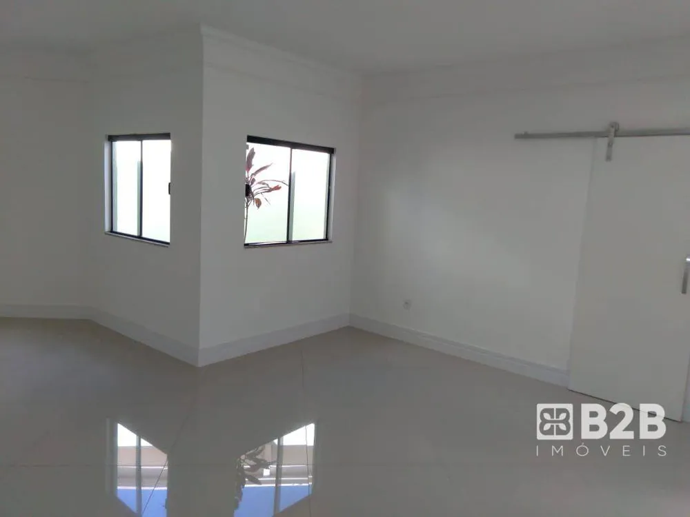Casa, 3 quartos, 360 m² - Foto 14