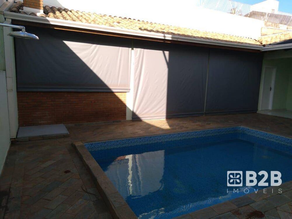 Casa à venda com 3 quartos, 360m² - Foto 2