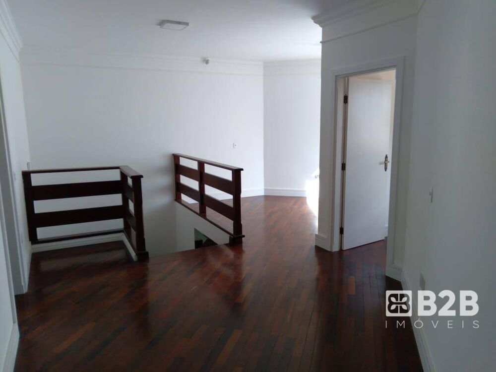 Casa à venda com 3 quartos, 360m² - Foto 4