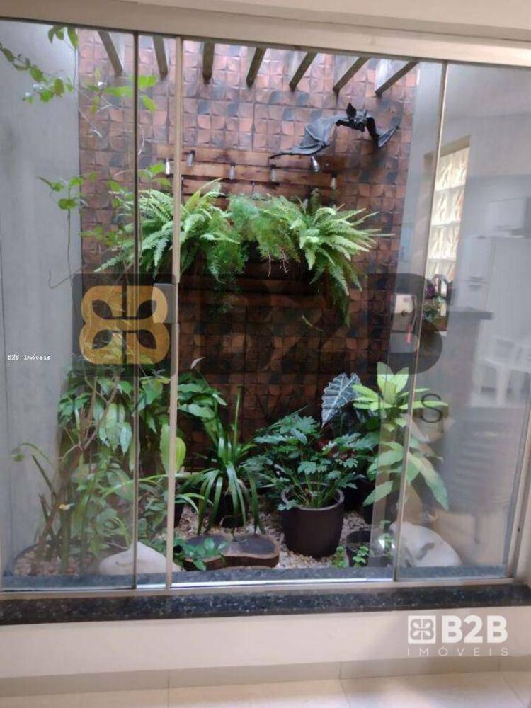 Casa, 3 quartos, 158 m² - Foto 4