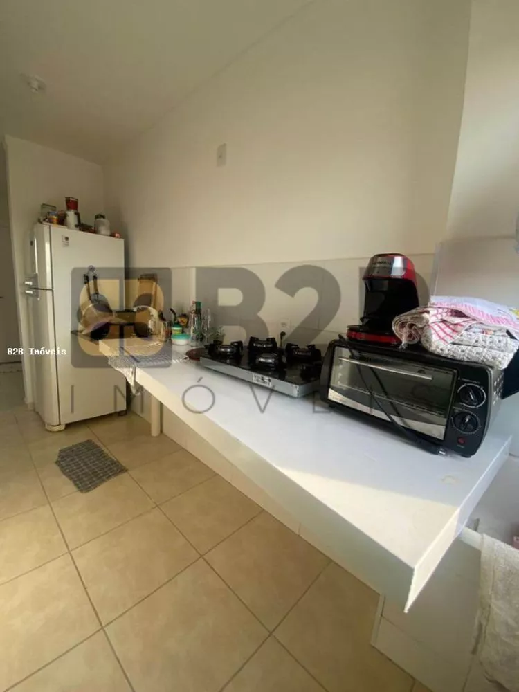 Apartamento à venda com 2 quartos, 43m² - Foto 4