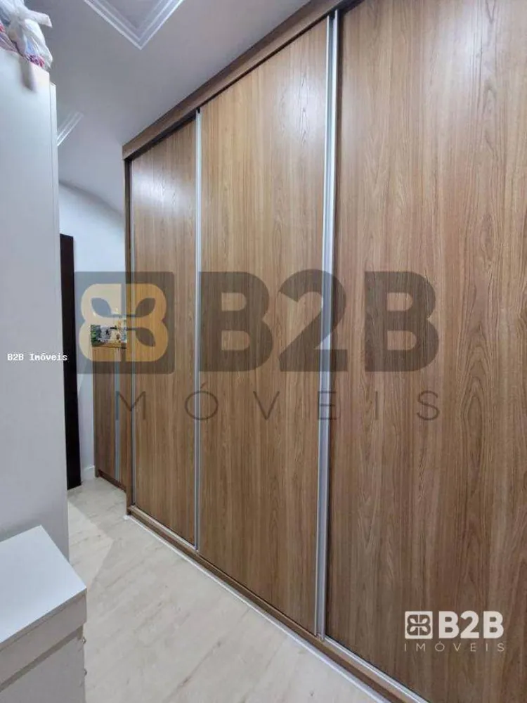 Casa, 3 quartos, 235 m² - Foto 9