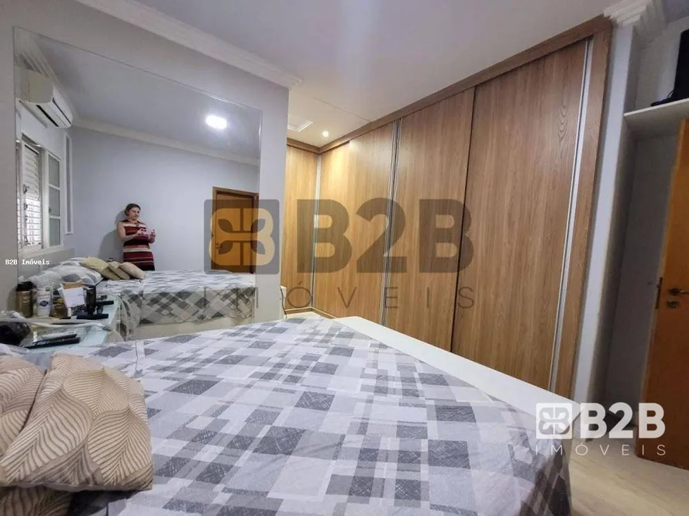 Casa, 3 quartos, 235 m² - Foto 8