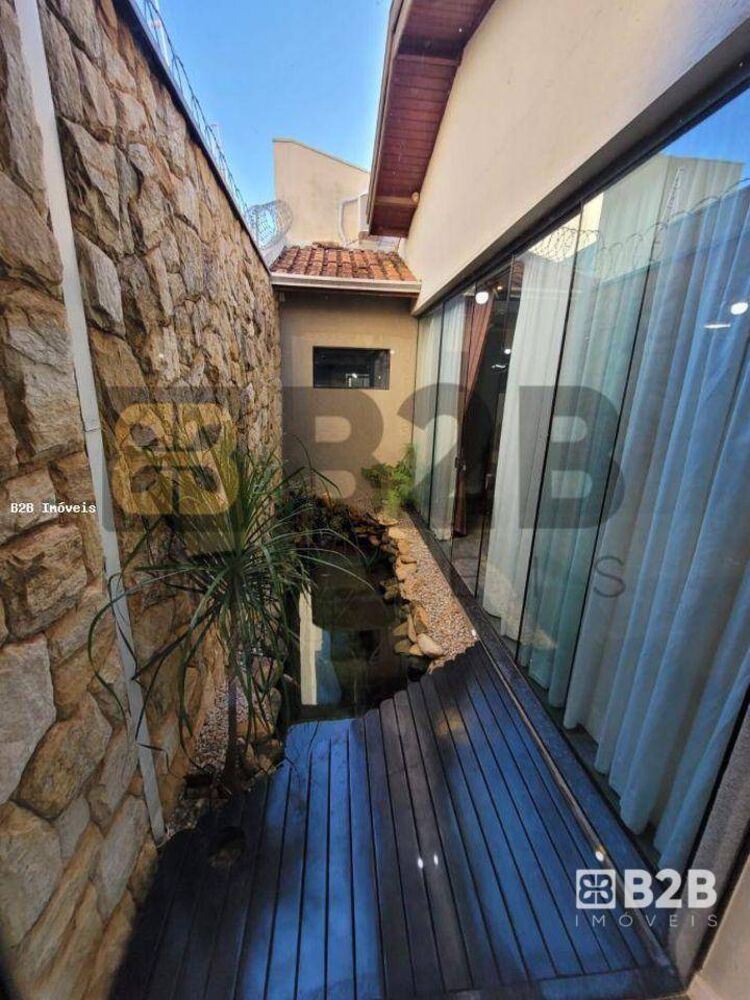Casa, 3 quartos, 235 m² - Foto 4