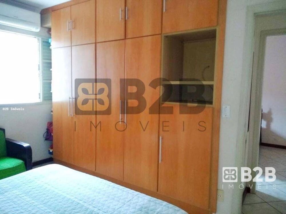 Casa, 5 quartos, 254 m² - Foto 9