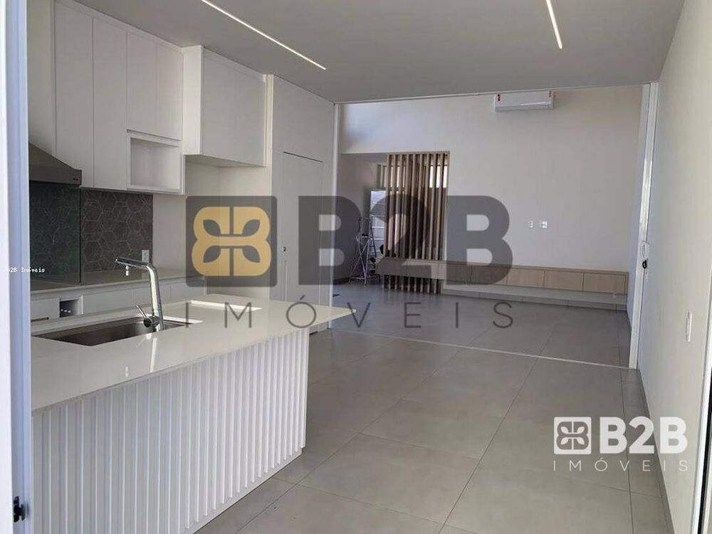 Casa de Condomínio à venda com 3 quartos, 292m² - Foto 5