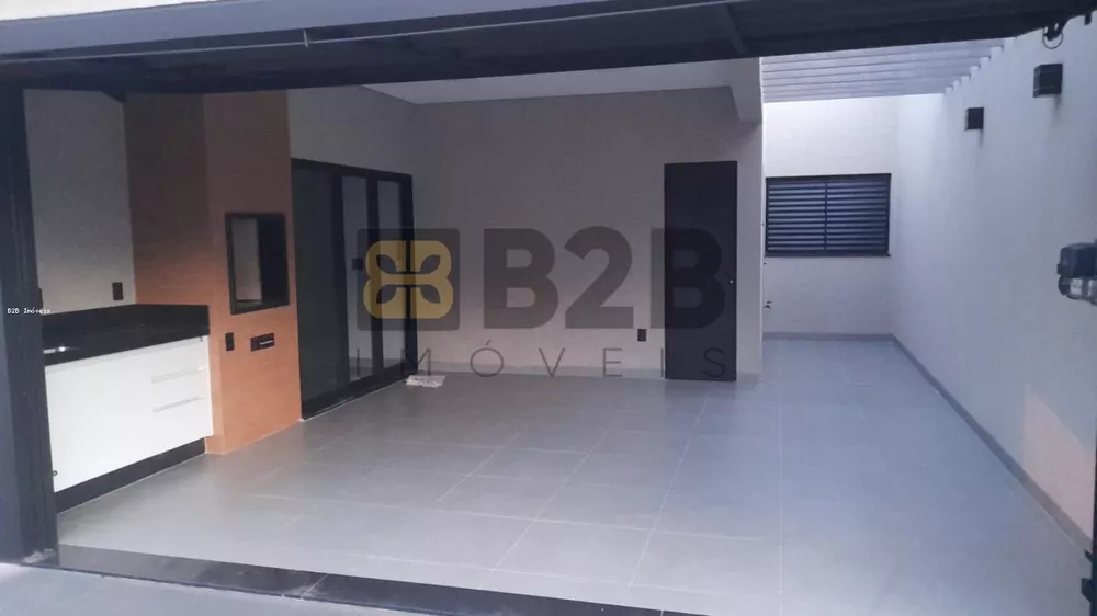 Casa à venda com 2 quartos, 100m² - Foto 3