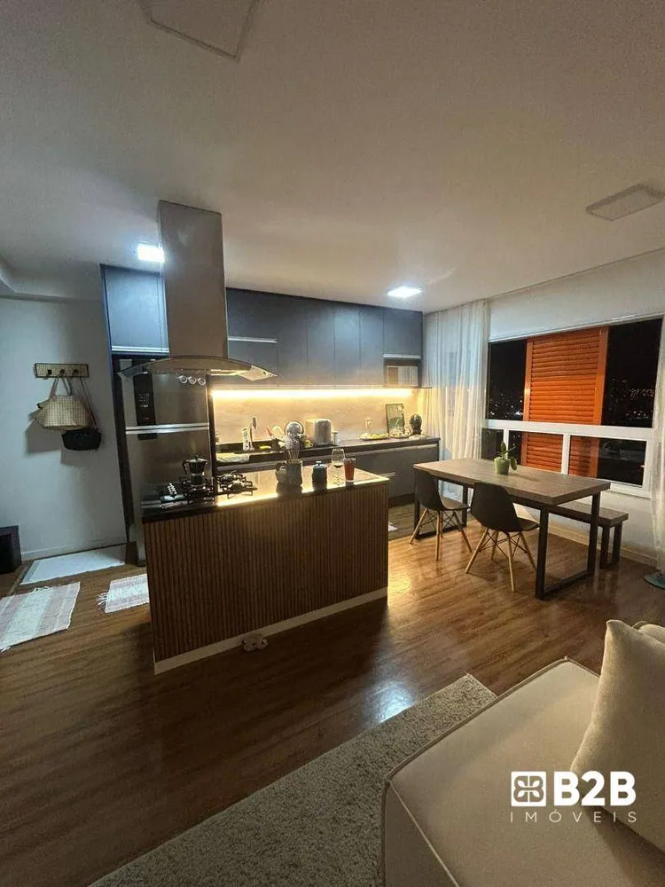Apartamento, 2 quartos, 60 m² - Foto 1