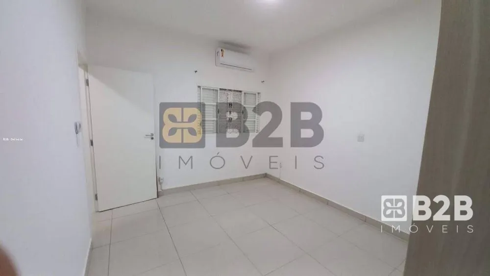 Casa, 3 quartos, 250 m² - Foto 13