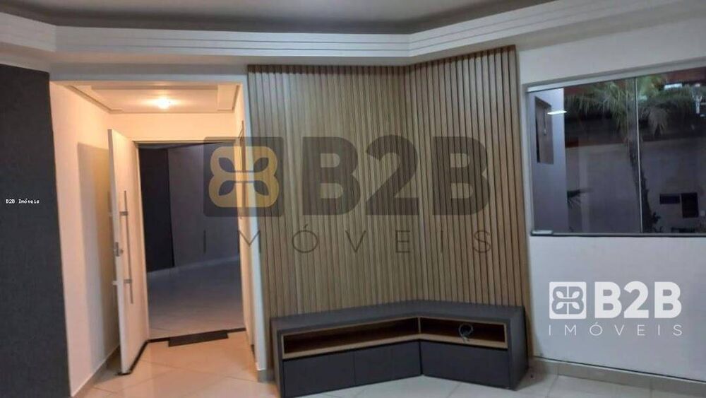 Casa à venda com 3 quartos, 250m² - Foto 3