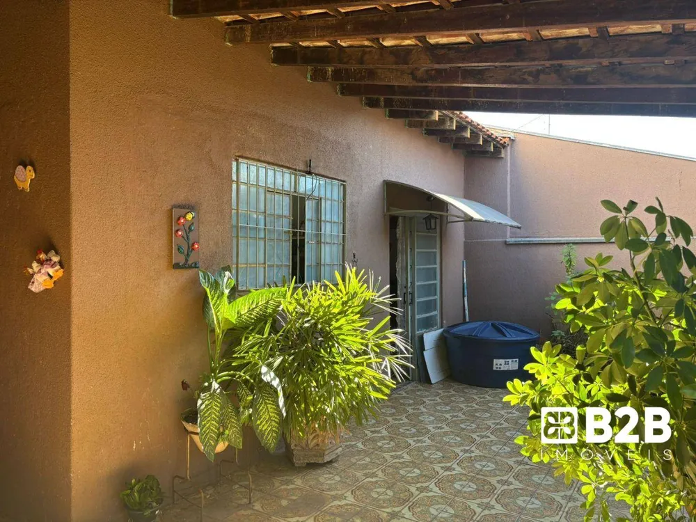 Casa, 2 quartos, 79 m² - Foto 1