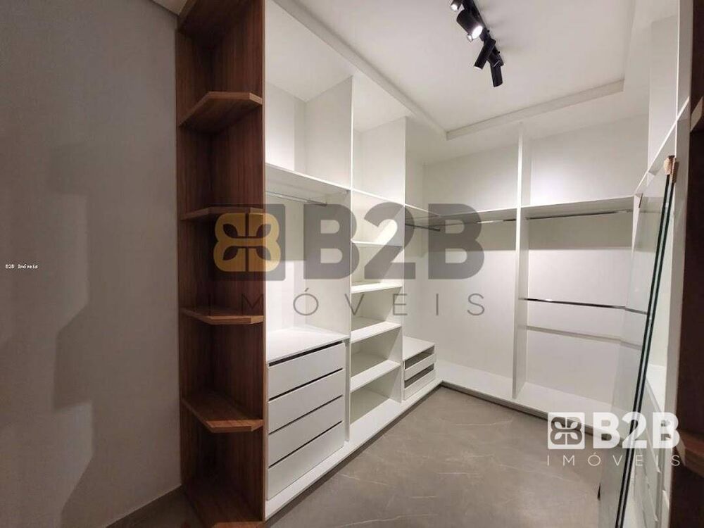 Casa à venda com 3 quartos, 185m² - Foto 6