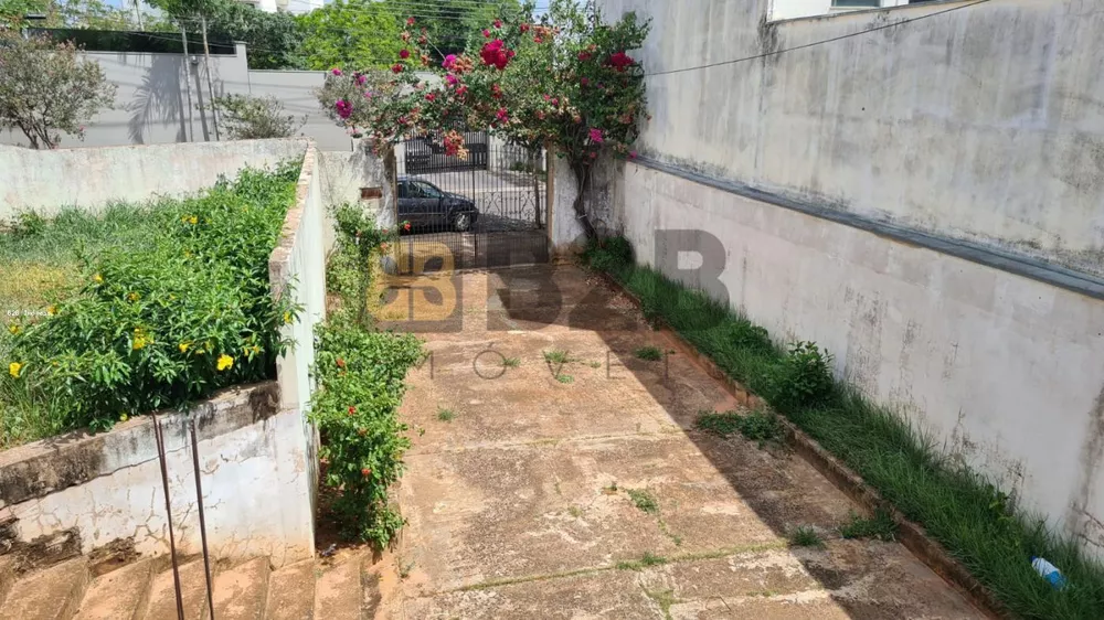 Casa para alugar com 3 quartos, 560m² - Foto 3