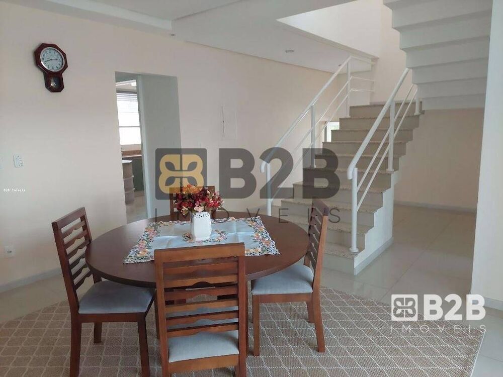 Casa de Condomínio à venda com 4 quartos, 314m² - Foto 5