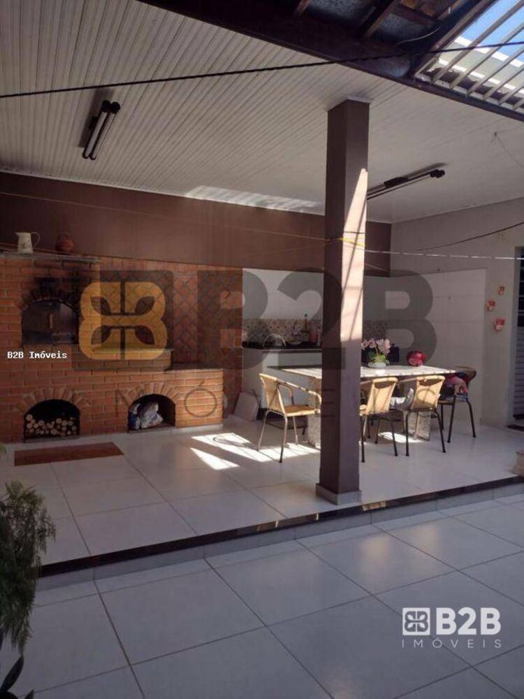 Casa, 4 quartos, 253 m² - Foto 6