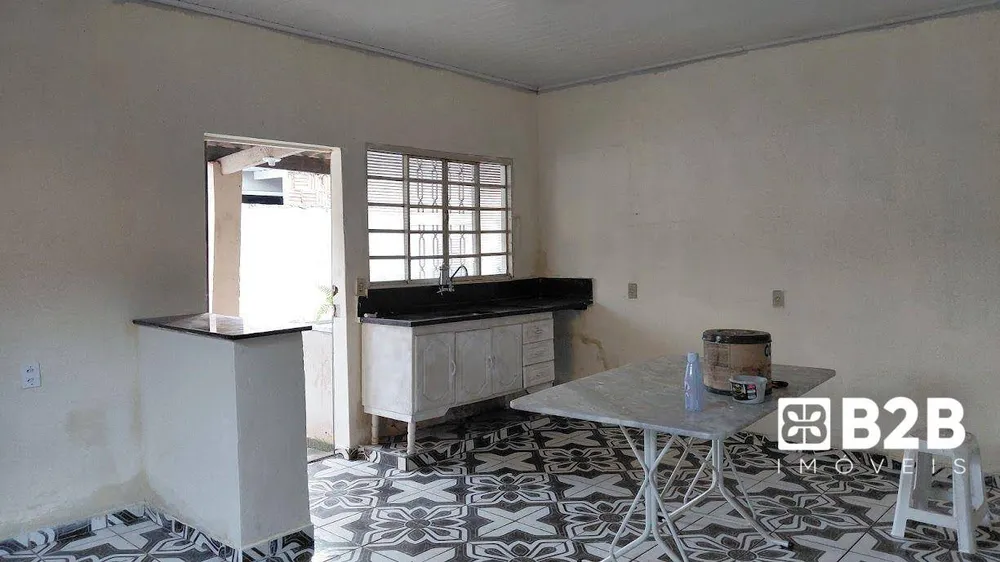 Casa, 3 quartos, 196 m² - Foto 1
