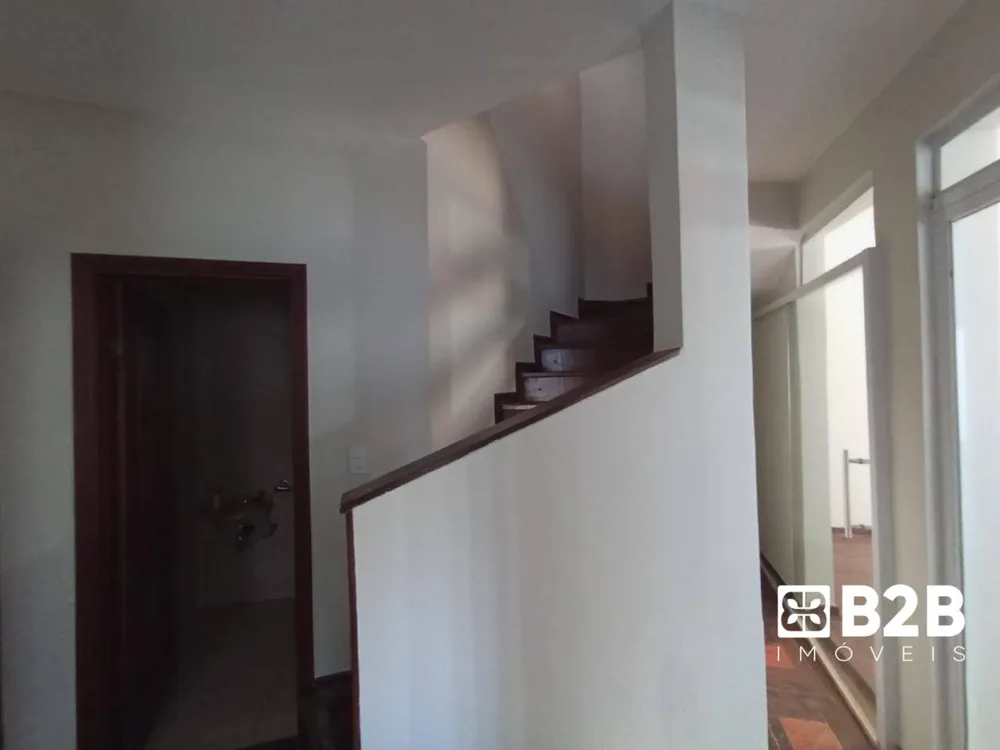 Casa, 4 quartos, 189 m² - Foto 2
