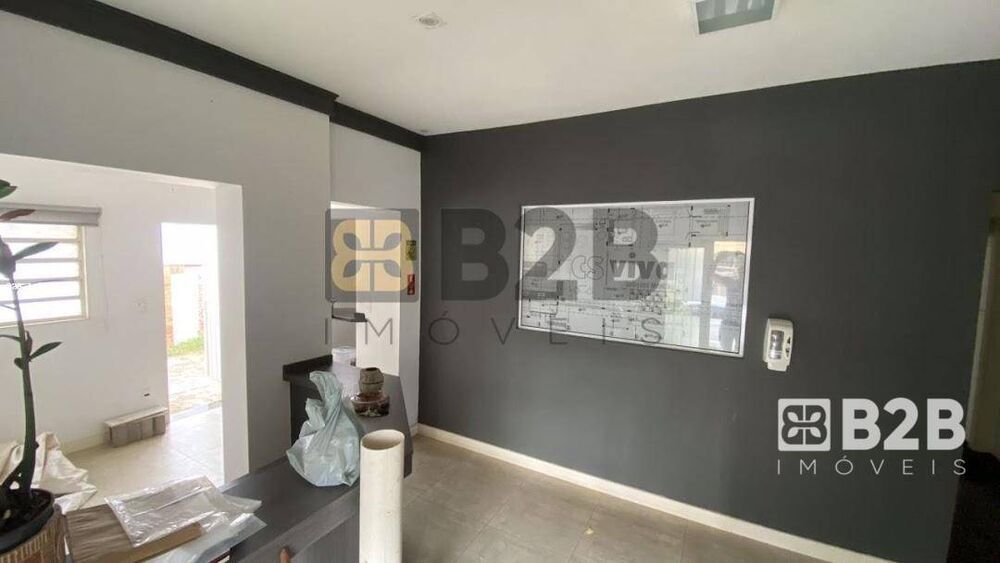 Terreno à venda com 1 quarto, 256m² - Foto 4