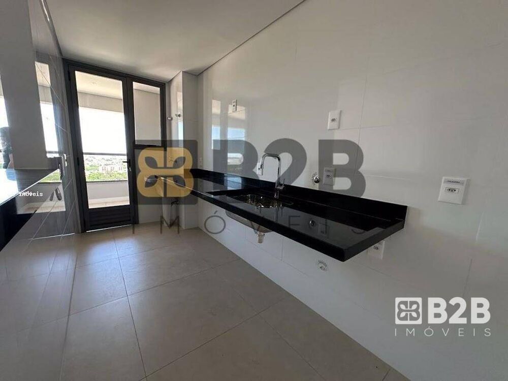 Apartamento à venda com 3 quartos, 96m² - Foto 3