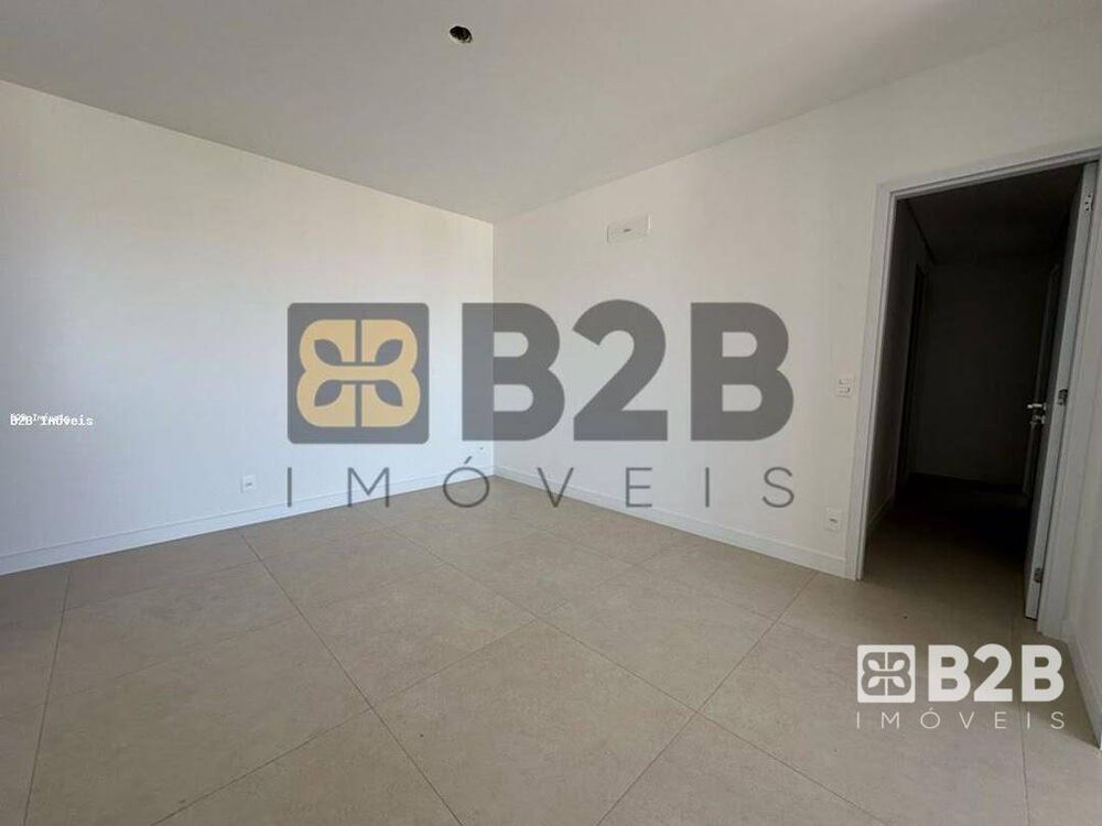 Apartamento à venda com 3 quartos, 96m² - Foto 2
